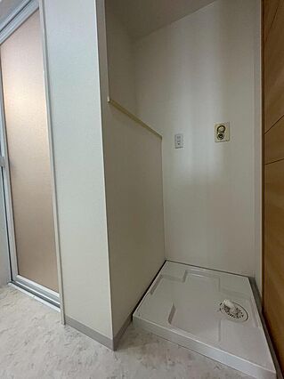 洗濯機置き場　...