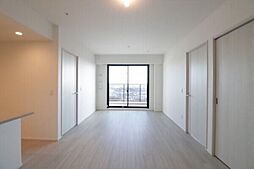 Brillia Tower箕面船場 THE TOP OF THE HILL 23階3LDKのリビング/ダイニング