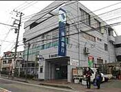 横浜銀行 片瀬支店（475m）