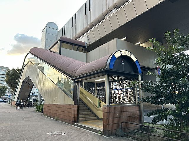 周辺