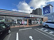 セブンイレブン小倉葛原東4丁目店 徒歩14分。 1090m