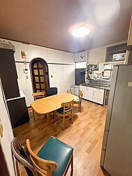 中古　太田市細谷町（沢野小学校区） 8DKのリビング/ダイニング