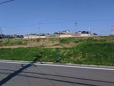 外観:南向きですので日当たり良好です 外観:南向きですので日当たり良好です