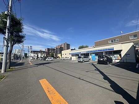 ローソン札幌北34条西八丁目店 350m