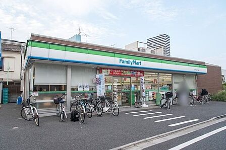 ファミリーマート南千住五丁目店 960m