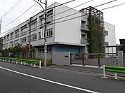 練馬区立石神井小学校 830m