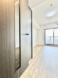 JR中央本線 金山駅 徒歩3分の賃貸マンション 4階1Kのリビング/ダイニング