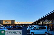 JOYHOUSE　MALL 徒歩23分。 1800m