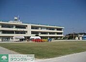 本庄市立中央小学校 徒歩34分。 2700m