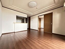 モデルナ江木 3階2LDKのリビング/ダイニング