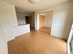 エターナル 1階1LDKのリビング/ダイニング