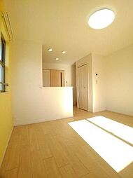 アスタリスク 2階1LDKのリビング/ダイニング