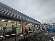 セブンイレブン仙台郡山4丁目店 徒歩14分。 1110m