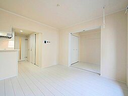 クリスタル 105 1階1LDKのリビング/ダイニング