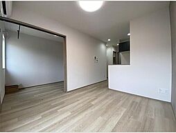 ETON KOMEGAFUKURO 102 1階1LDKのリビング/ダイニング