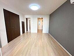 結（ゆい） 105 1階1Kのリビング/ダイニング