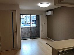 ルミエール・エス 101 1階1LDKのリビング/ダイニング