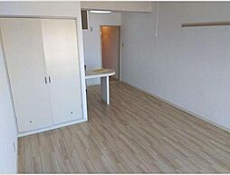 幸町アヴェニュー 106 1階1Kのリビング/ダイニング