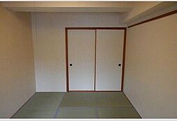 ヴィラIZUMIセントラル 401 4階2LDKのリビング/ダイニング