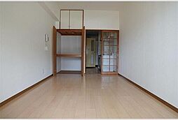 サンパレスシカマ 510 5階1Kのリビング/ダイニング