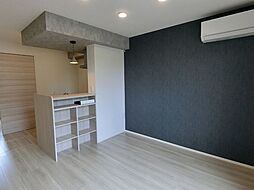 La Vierge II 102 1階1LDKのリビング/ダイニング