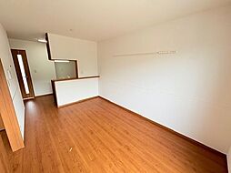 リベルテ栗生 101 1階1LDKのリビング/ダイニング