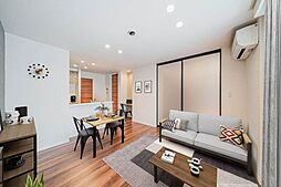 Ｐｒｏｍｅｎａｄｅ上杉 102 1階1LDKのリビング/ダイニング