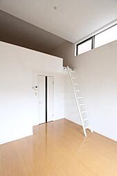 エーデルワイスIV 201 2階1Kのリビング/ダイニング