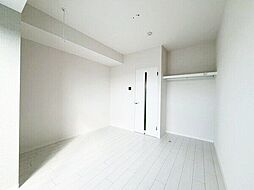 Brighton East 503 5階1Kのリビング/ダイニング