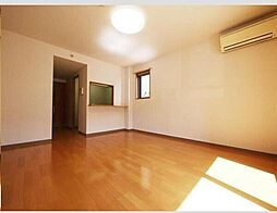 ラフィネ小鶴新田 101 1階1Kのリビング/ダイニング