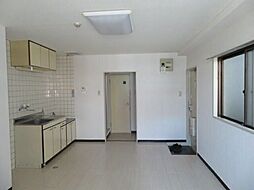 ジュネパレス 302 3階ワンルームのリビング/ダイニング