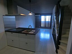 ガレージハウス東北福祉大前駅 C 3階2SLDKのリビング/ダイニング