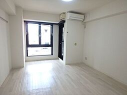 イーストン榴岡 202 2階1Kのリビング/ダイニング