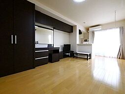 レオネクスト雷神II 101 1階ワンルームのリビング/ダイニング