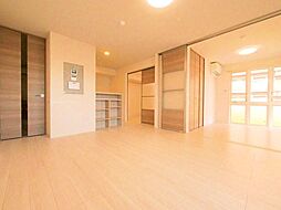 Ｄ−ＲＯＯＭ荒井1丁目 201 2階2LDKのリビング/ダイニング