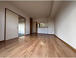 コラム南山壱番館 101 1階3LDKのリビング/ダイニング