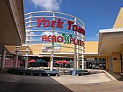 ヨークベニマル市名坂店 徒歩18分。 1380m
