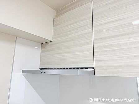 お手入れのしやすいスタイリッシュなデザインのレンジフード