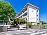 周辺：東大和市立第三中学校まで徒歩13分　973ｍ！安全で安心な通学環境。落ち着いた周辺で子育ても快適です。