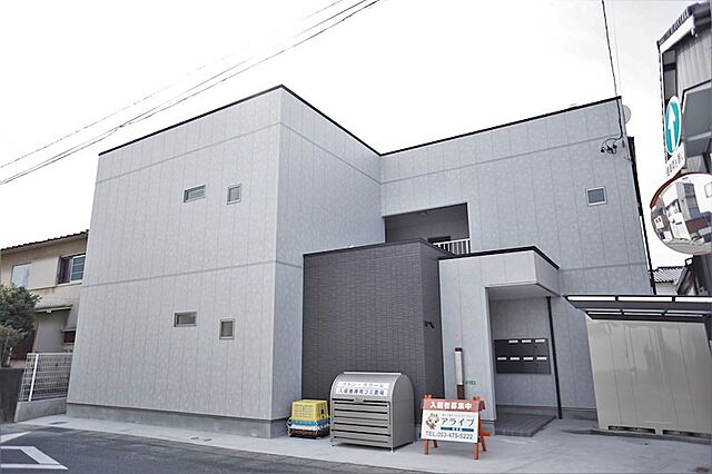 3 / 7