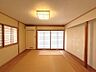 その他：日本の風情を感じる和室。お庭部分と繋がっています。