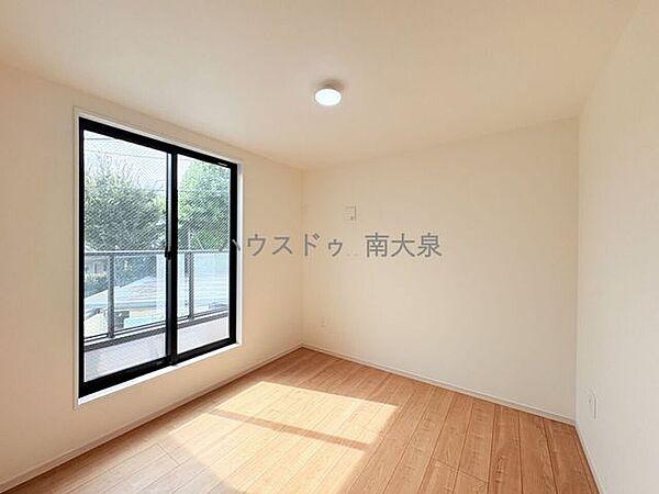 洋室を拡大表示