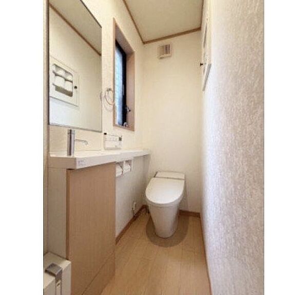 トイレを拡大表示