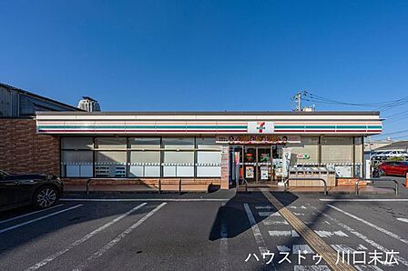セブン-イレブン 川口元郷3丁目店24時間営業。多彩なサービスが揃い毎日を支えます。明るい店舗が身近にある安心感は大きな魅力。高い利便性が日々の暮らしをサポートする、頼もしい拠点です。 490m