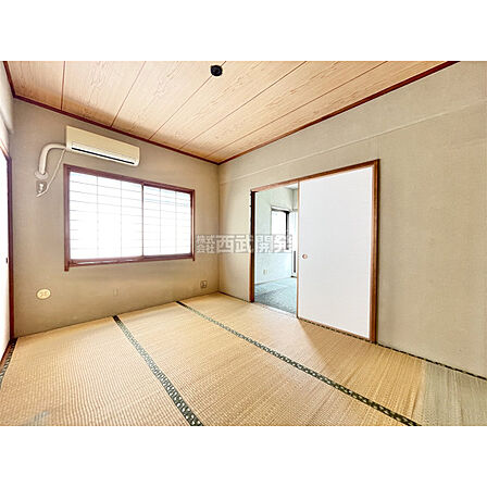 明るい和室で大切なお友達と話に花を咲かせてくださいね