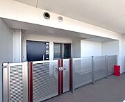 門扉付き専用ポーチでプライバシー性を確保