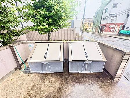 敷地内ゴミ置き場