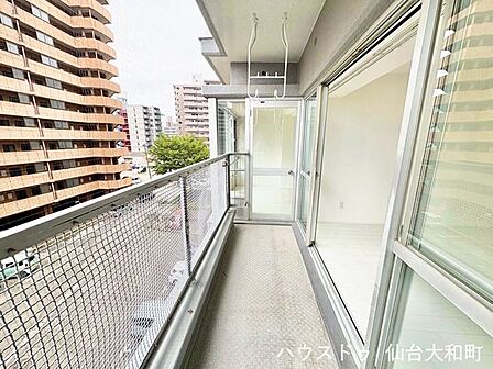 温水シャワー付きトイレでQOLが上がります+*