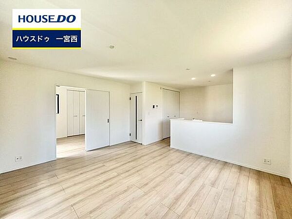 リビング/ダイニングを拡大表示