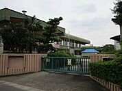 西成保育園 700m